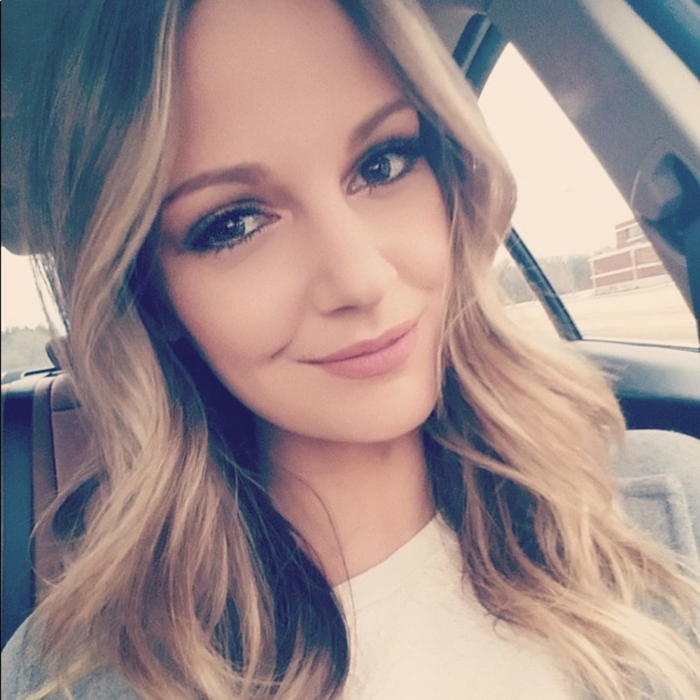Meet your Posher, Sarah 💋